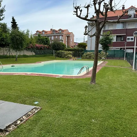En Urba Con Piscina Y Parking Apartamento