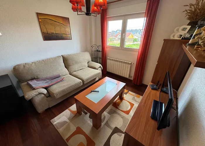 Garaje Y Piscina Comunitaria! *