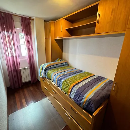 Daire Garaje Y Piscina Comunitaria! Suances